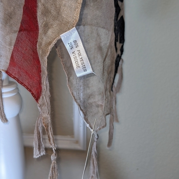 American Patriot Distressed Flag Sheer Shawl w Tassels NWT - Picture 7 of 8